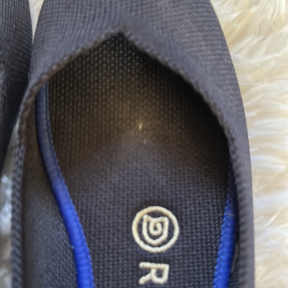 Rothy’s The Flat in Navy Blue. Size 6. Slight stain on the insoles (see photo) - Picture 3 of 5